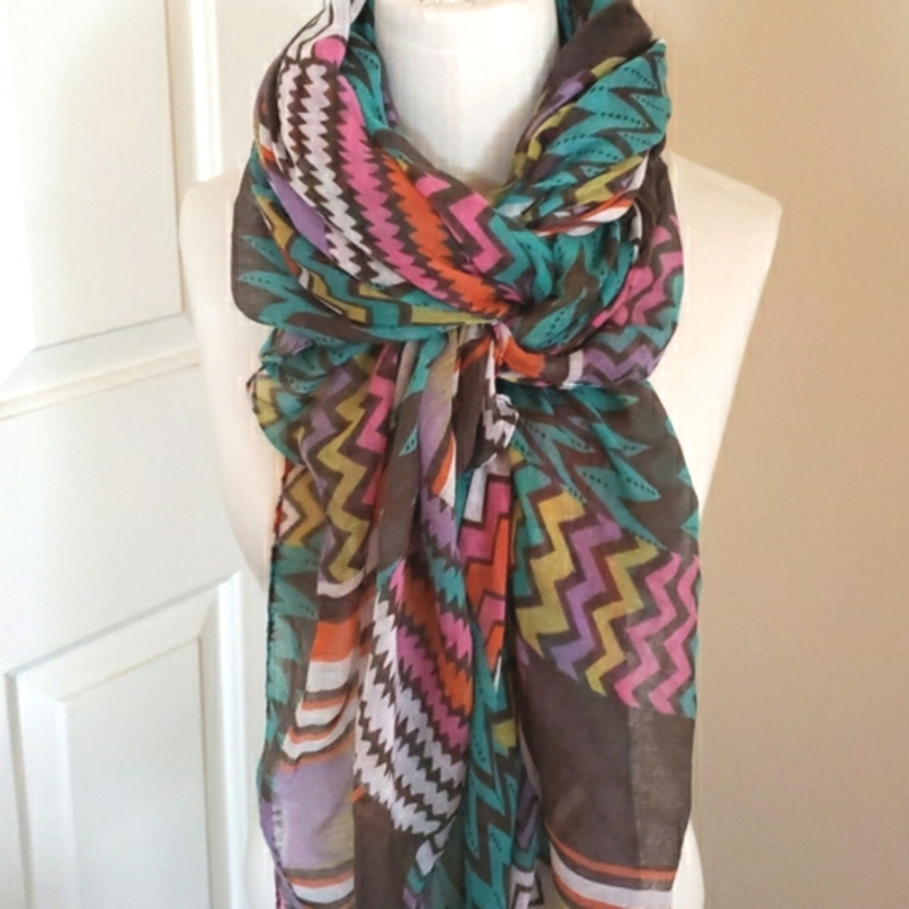 Oversized Colorful Patchwork Scarf Wrap Lightweight Beach Sarong Coverup - Picture 3 of 4